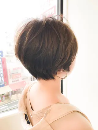 ショート カラー 松本 俊樹のヘアスタイル