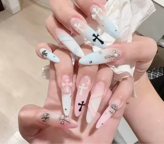 ネイル Luna Gladeのネイルデザイン