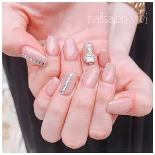 ネイル ＶＩＶＩ nailsalonのネイルデザイン