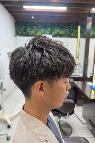 ショート パーマ メンズパーマ山内 結稀のヘアスタイル