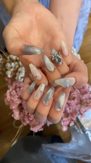 ネイル crystal ⭐︎ colorのネイルデザイン
