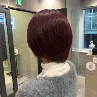 ショート カラー うる艶カラー✨️ 耳ツボ💠mamiのヘアスタイル