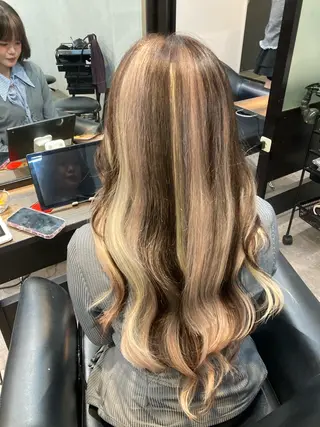 ロング カラー ✨最安値✨エクステ カラー🌼つきな🌼のヘアスタイル