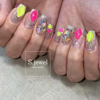 ネイル S. JEWELのネイルデザイン
