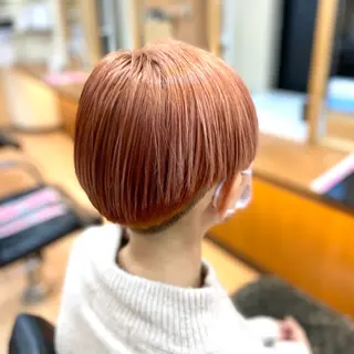 ショート カラー 沖山 雄一のヘアスタイル