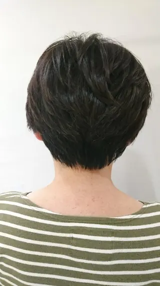 ショート 齋藤 愛美のヘアスタイル