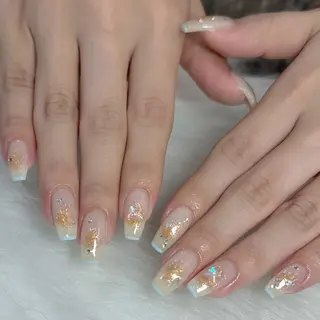 ネイル LAVISH nanamiのネイルデザイン