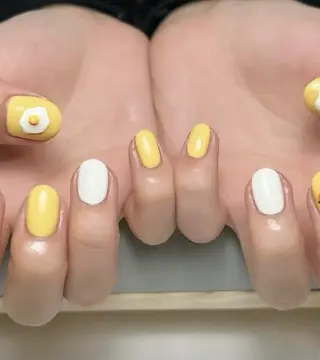 ネイル nana 🌞のネイルデザイン