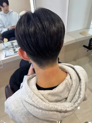 ショート メンズ パーマ/ハイトーン /吉田眞のヘアスタイル