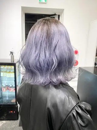 ミディアム サイレント美容師 アイリィのヘアスタイル