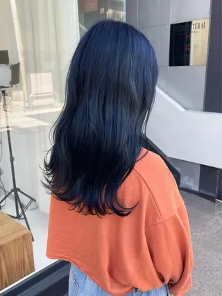 ロング カラー cono noughtのヘアスタイル