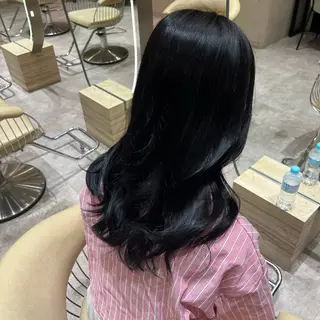 ロング 顔周りカット/ 透明感カラー/ユナのヘアスタイル