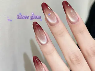ネイル MoreGlam Nailsのネイルデザイン