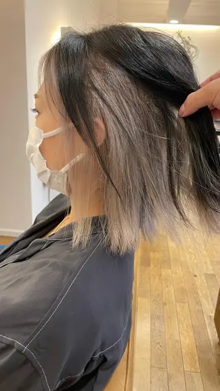 セミロング ブリーチ毛矯正.髪質 改善.髪にドラマをのヘアスタイル
