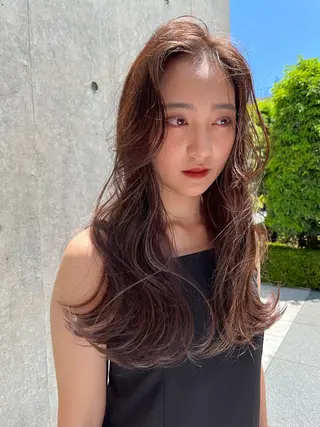 ロング カラー ミルクティーベージュ ブリーチ 店長 清水のヘアスタイル
