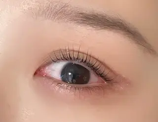 マツエク・マツパ seak所属・成川 こころのマツエク・マツパデザイン