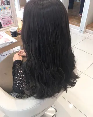 セミロング カラー 小田原NO1 美容師 飯田飛翔のヘアスタイル