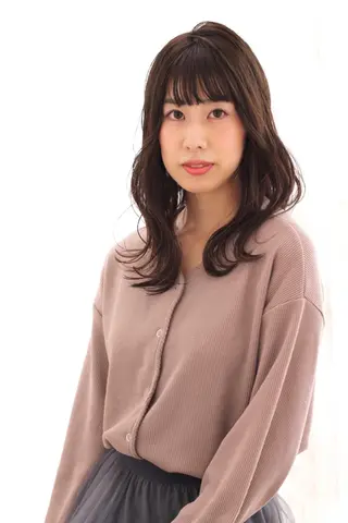 ミディアム 長谷川 智也/ディレクターのヘアスタイル