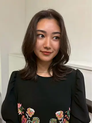 ミディアム カラー つやつやブラウンカラ ーあすかのヘアスタイル