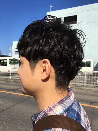 ショート メンズ OKAWA TAKAHIROのヘアスタイル