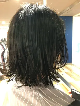 ミディアム Noyヨシモト ヒロトのヘアスタイル