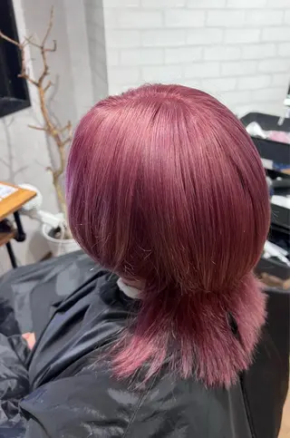 ミディアム イリオモテ レナのヘアスタイル