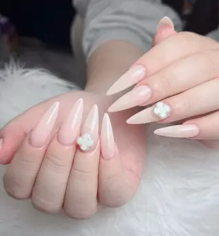 ネイル Lenie Nail Salonのネイルデザイン