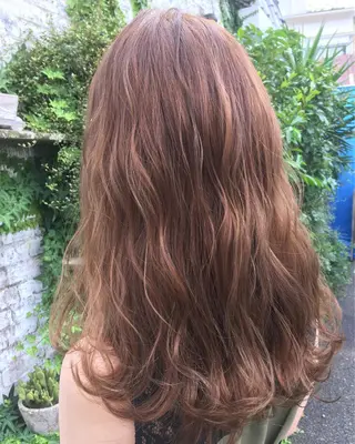 ロング カラー 千 田のヘアスタイル