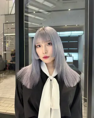 カラー ハッシュカット ✦·.⋆  SAYAのヘアスタイル