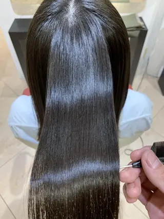 ロング EARTH 越谷店のヘアスタイル