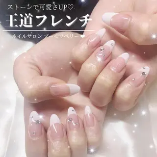 ネイル 【岐阜💅🏻】 オトナ可愛い🤍🪄のネイルデザイン