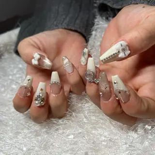 ネイル Nail&eye Belire 新宿のネイルデザイン