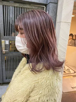 ミディアム ウルフカット/吉村 桃子のヘアスタイル