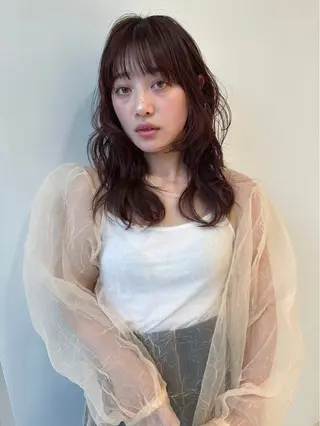 ミディアム YU RAのヘアスタイル