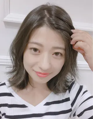 ミディアム お気軽にどうぞ ✩☪︎⋆｡IZUMIのヘアスタイル