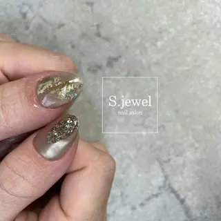 ネイル S. JEWELのネイルデザイン