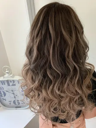 ロング カラー WEST OLAND 安藤のヘアスタイル
