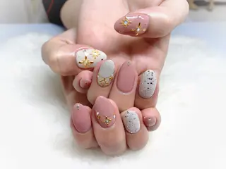 ネイル 後藤 由梨恵のネイルデザイン