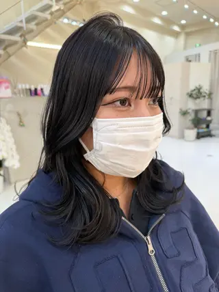 ミディアム カラー 園田 奈津のヘアスタイル