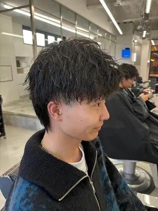 ショート パーマ職人DAIKI ツイスパ/波巻きのヘアスタイル