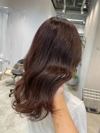 カラー 表参道ミディアム レイヤー山岸季生のヘアスタイル