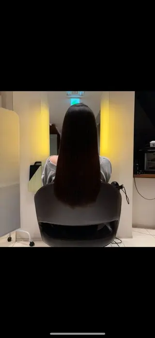 ロング 森田 玲央のヘアスタイル