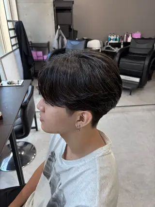 パーマ メンズ フェザーの鬼 🇰🇷yutoのヘアスタイル