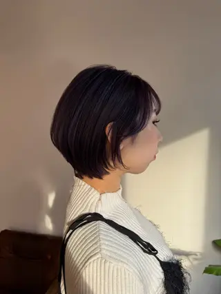 ショート まほ/レイヤーカット 🍒🤍透明感カラーのヘアスタイル