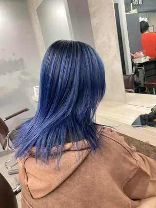 ミディアム ブリーチ&似合せボブ 田中寛十のヘアスタイル