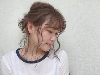セミロング ヘアアレンジ 立川 奈那子のヘアスタイル