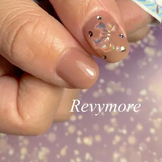 ミディアム ネイル nail salon Revymoreのネイルデザイン