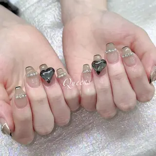 ネイル Queens ゲンのネイルデザイン
