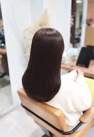 ロング HONOKA/矯正/ ボブ/艶感カラーのヘアスタイル