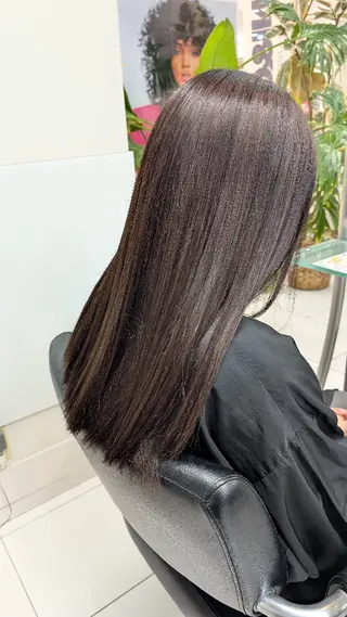 カラー TONI＆GUY酒井 紅氏朗のヘアスタイル